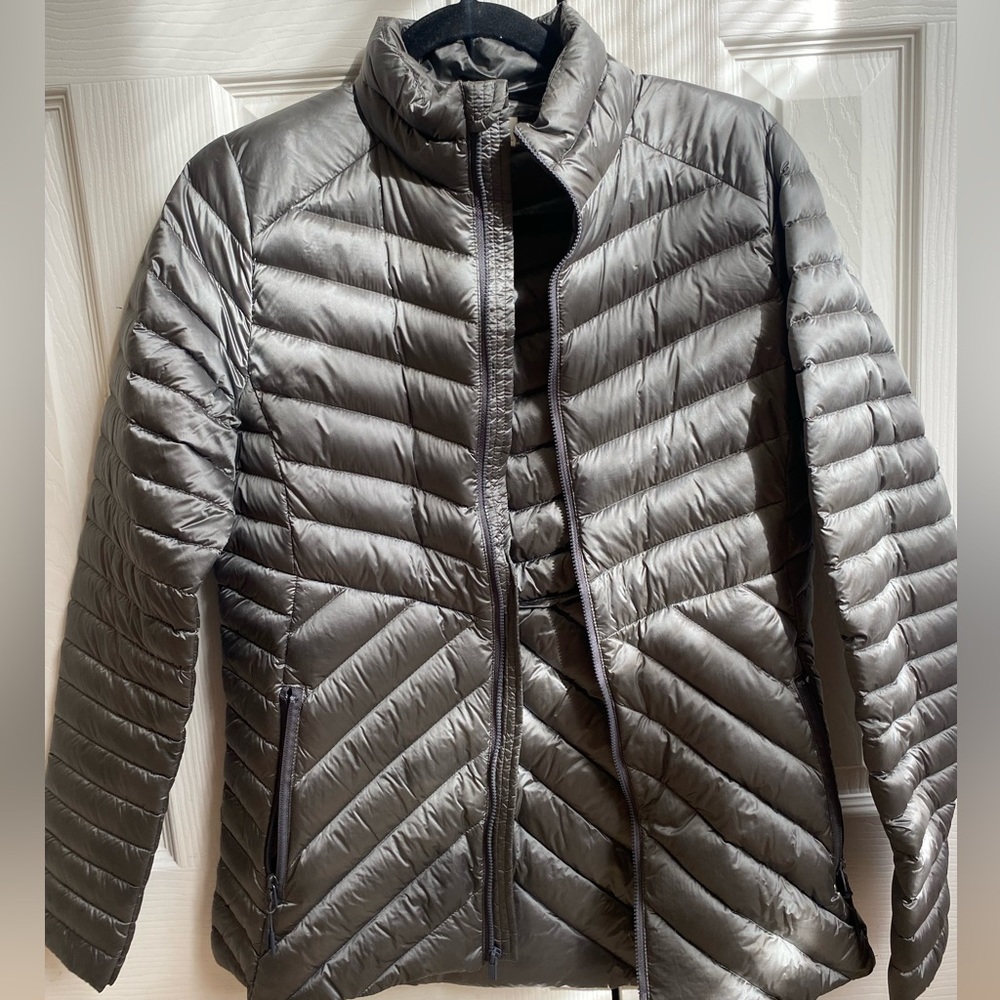 Puffer jacket - Picture 1 of 2